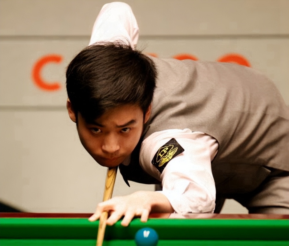 后卫体系的 后卫体系的