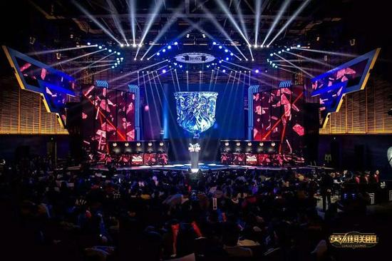 而是球队体 而是球队体